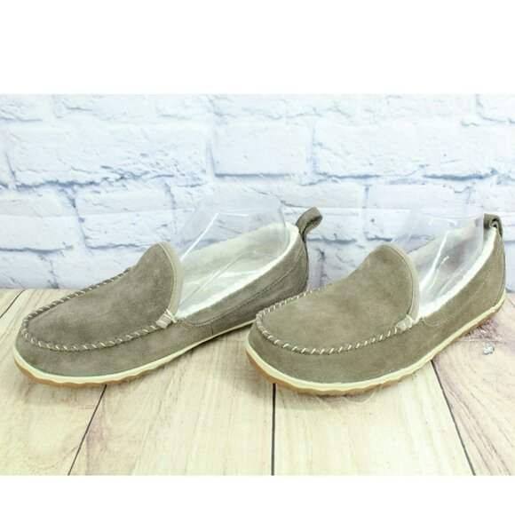 LL Bean Cement Suede Slip-On Mountain Moccasin Fleece Lined Slippers Size 8 M - Picture 2 of 10